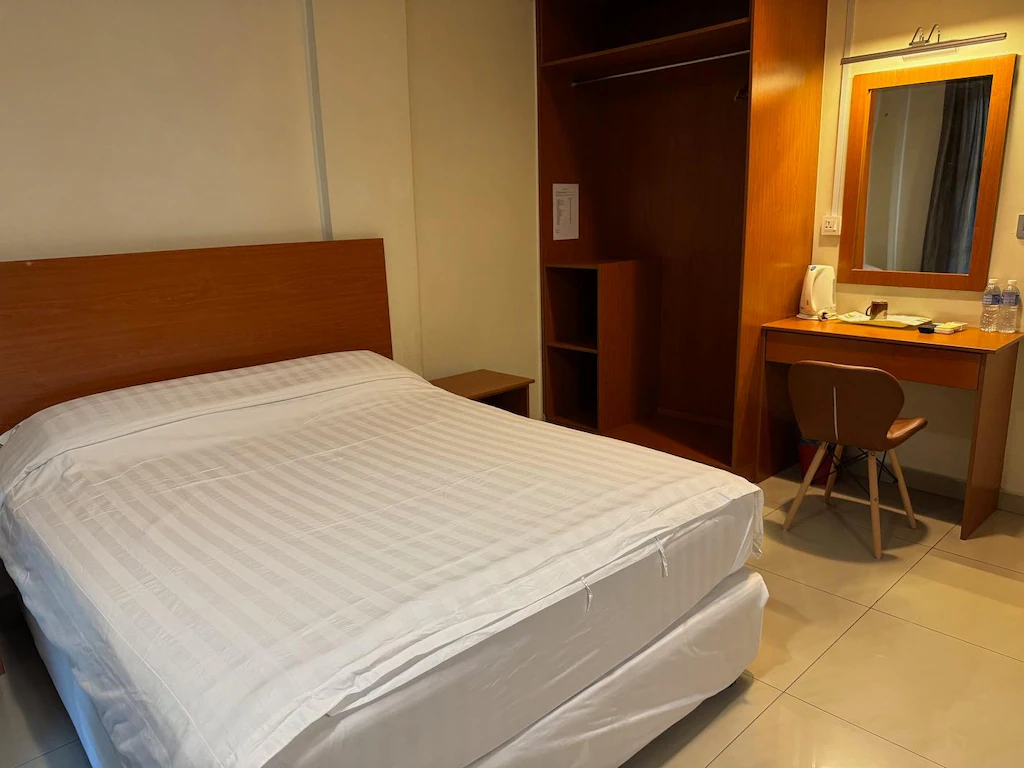 Aeton Hotel