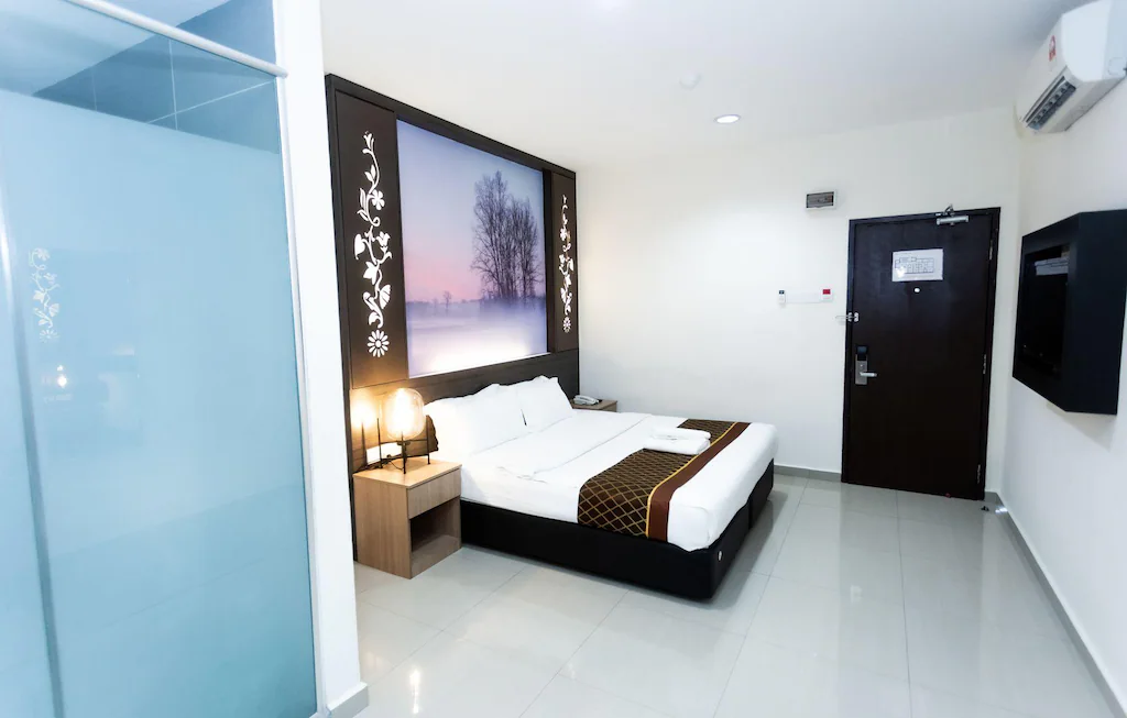 D&F BOUTIQUE HOTEL ERA SQUARE