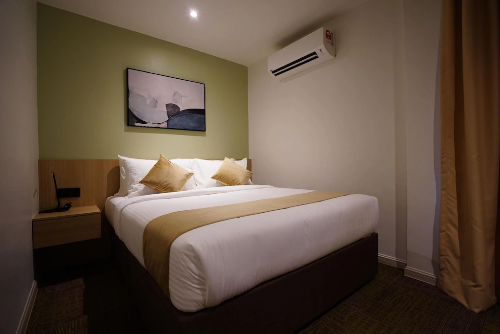 Dē MOCCIS Boutique Hotel
