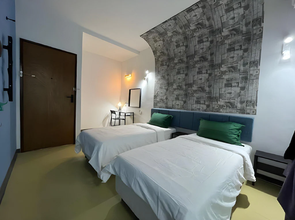 Knight Alley Hotel