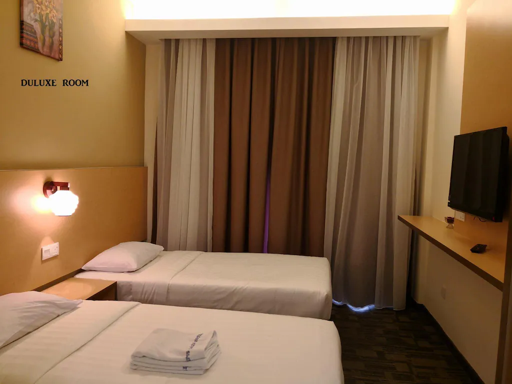 Lipis Plaza Hotel