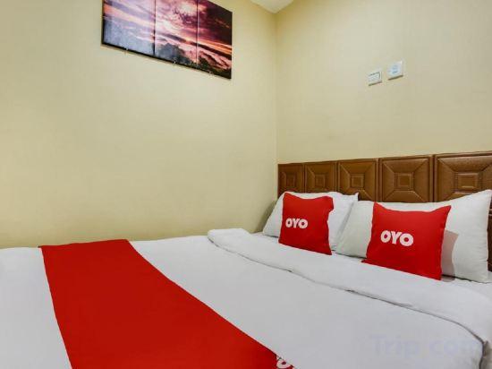OYO 43927 Sassana Hotel