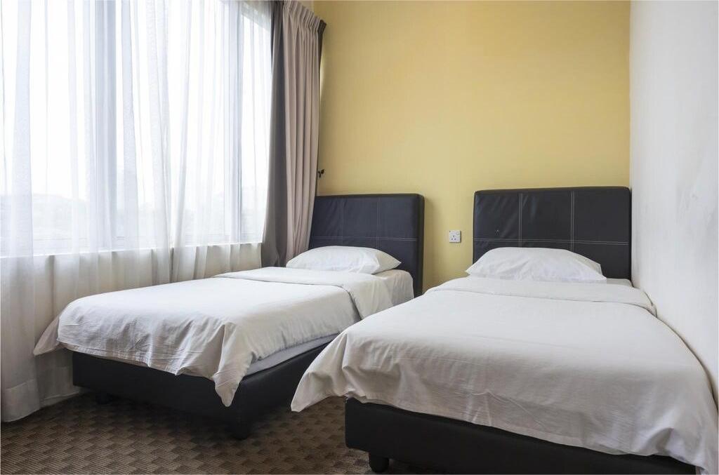 Raintree Hotel