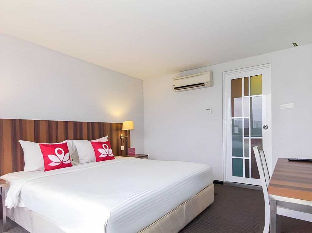 Sakura Boutique Hotel
