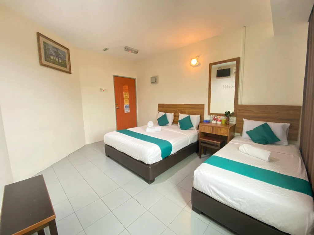 SUN TREE HOTEL