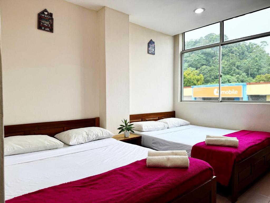 Town Inn