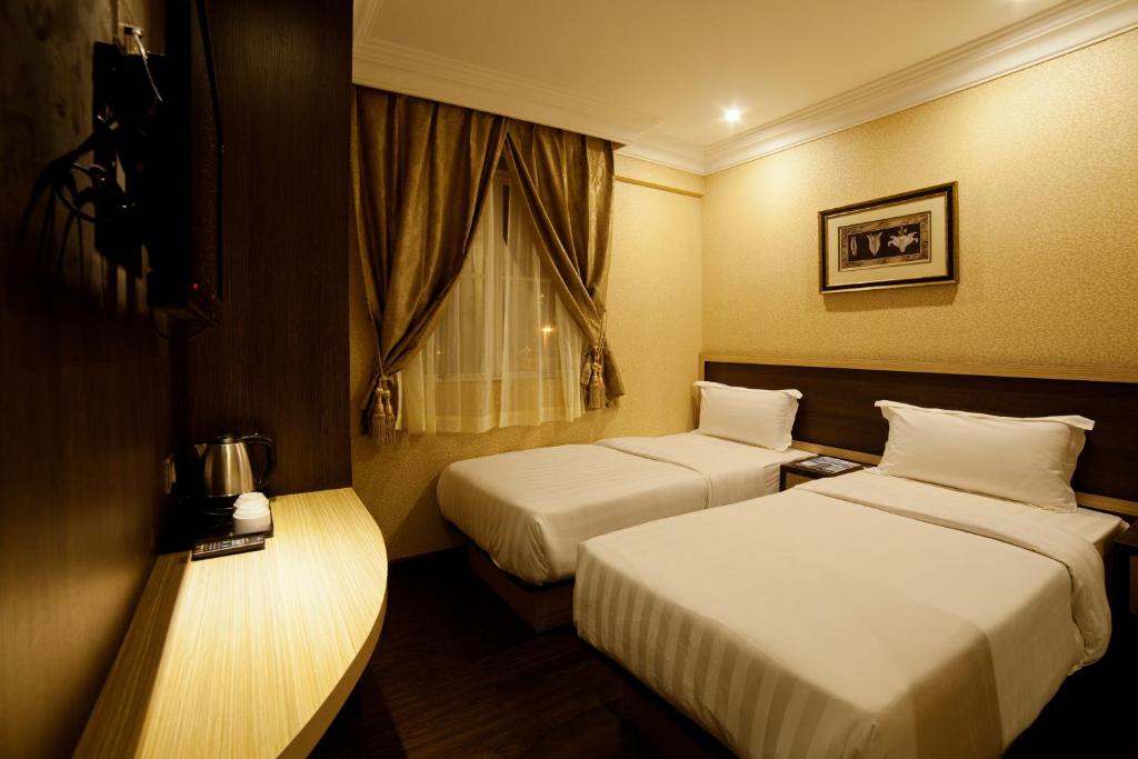 Valenza Hotel & Cafe