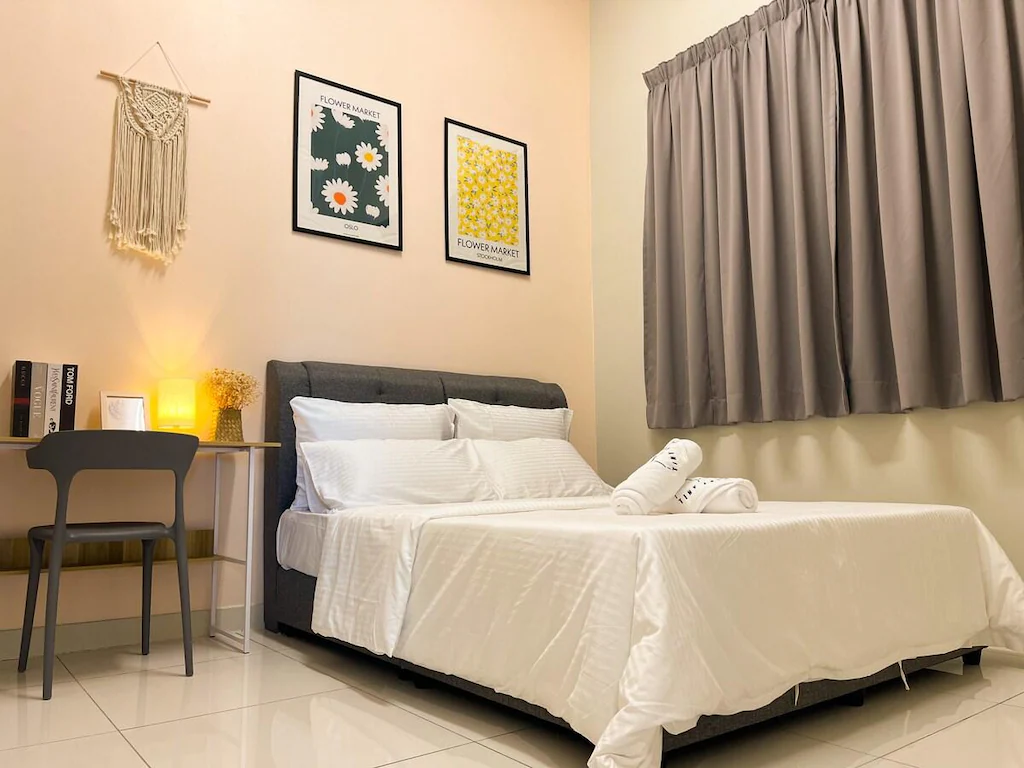 Cozy Huge Balcony Apartment Skypod Puchong