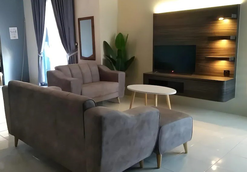 HOMESTAY TAMAN SENTOSA