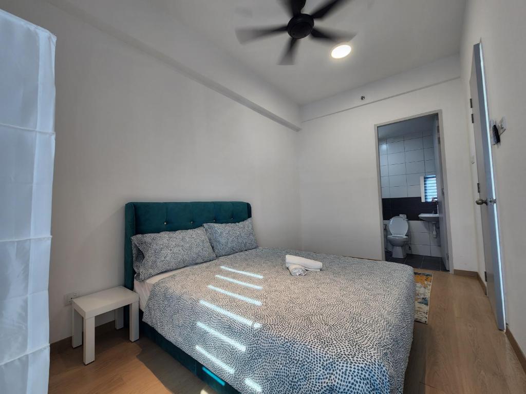 Praicon Executive Suite