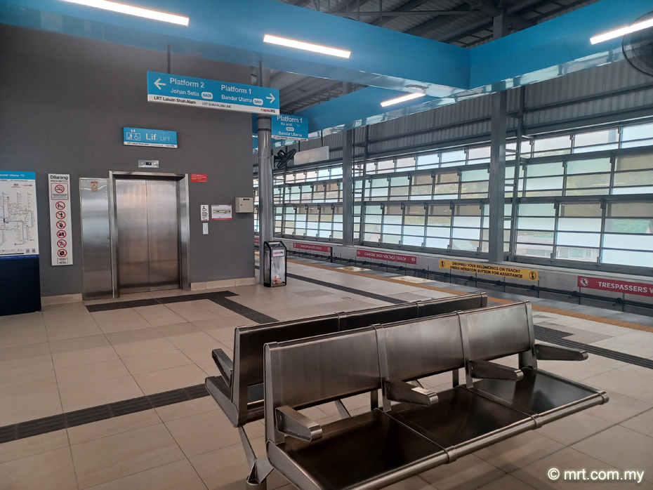BU 11 LRT Station