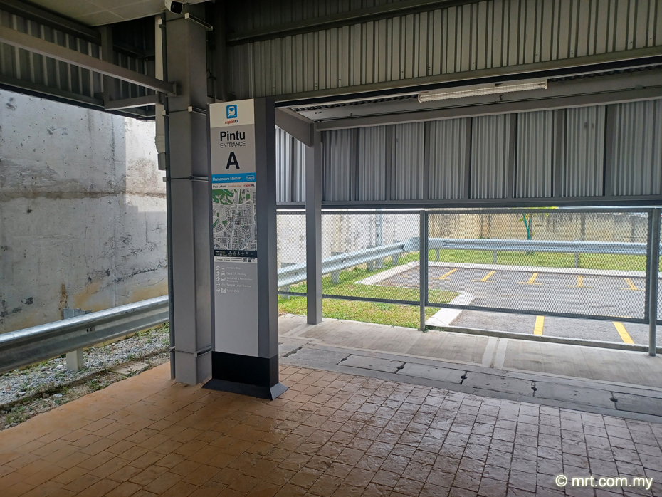 Damansara Idaman LRT Station