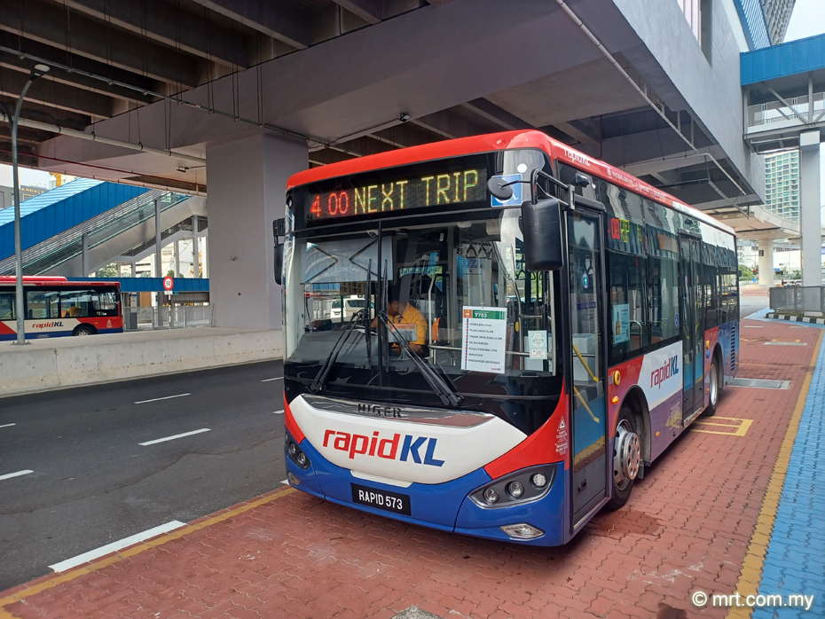Feeder Bus T753 @ Dato' Menteri LRT Station