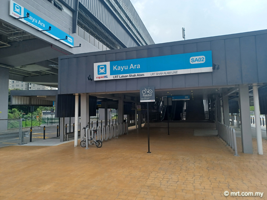 Kayu Ara LRT Station
