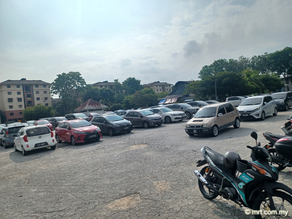 Seksyen 7 Shah Alam LRT Station