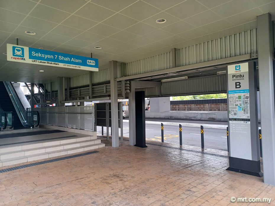 Seksyen 7 Shah Alam LRT Station
