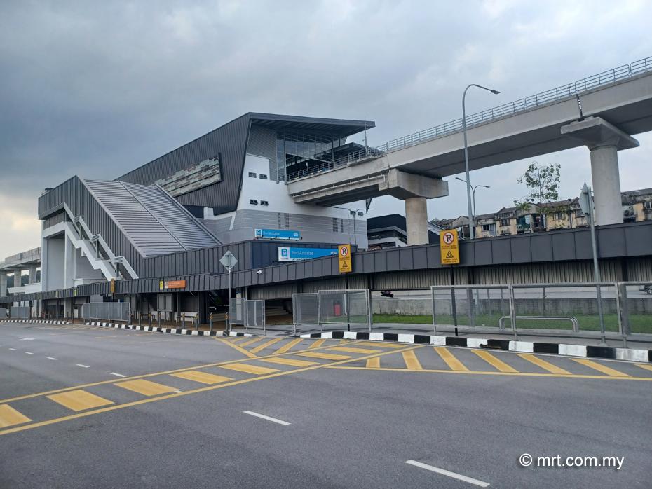 Seri Andalas LRT Station