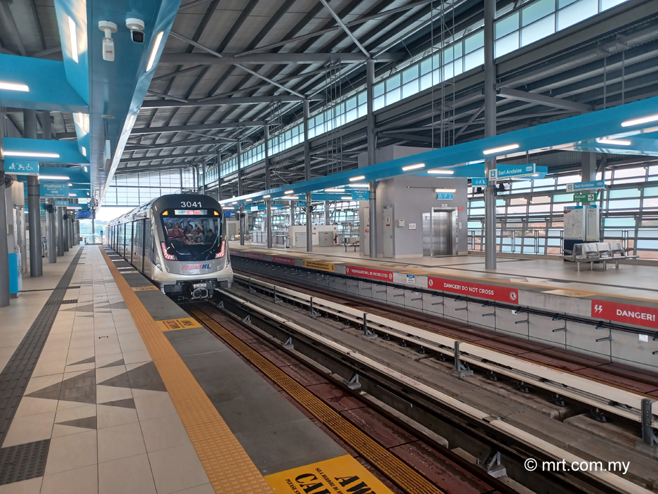 Seri Andalas LRT Station